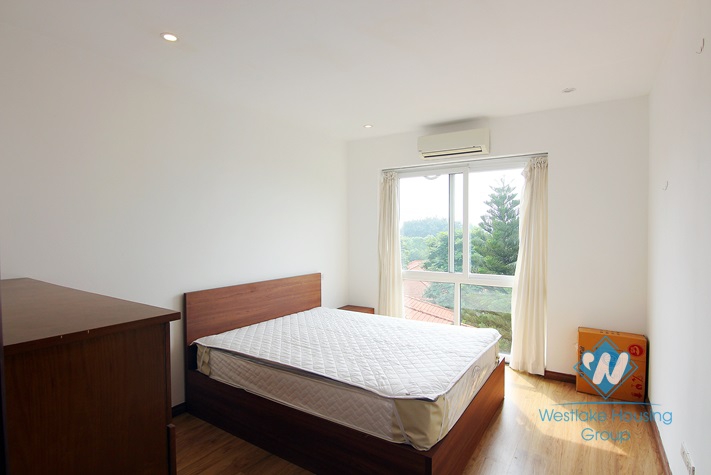 High floor apartment for rent in Tay Ho area, Ha Noi